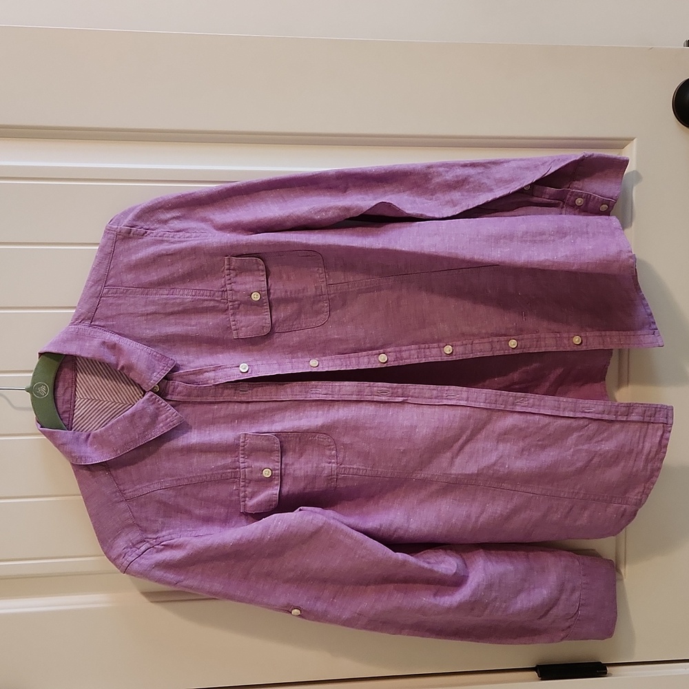 Banana Republic, size 8, pink blouse.